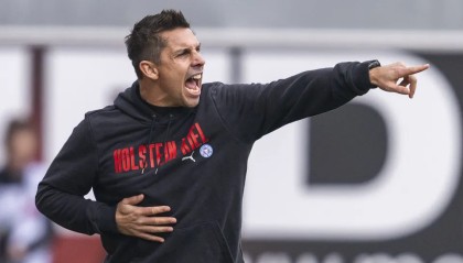 荷尔斯泰因主帅：降级队在德乙吃尽苦头，但我们有实力跻身上游